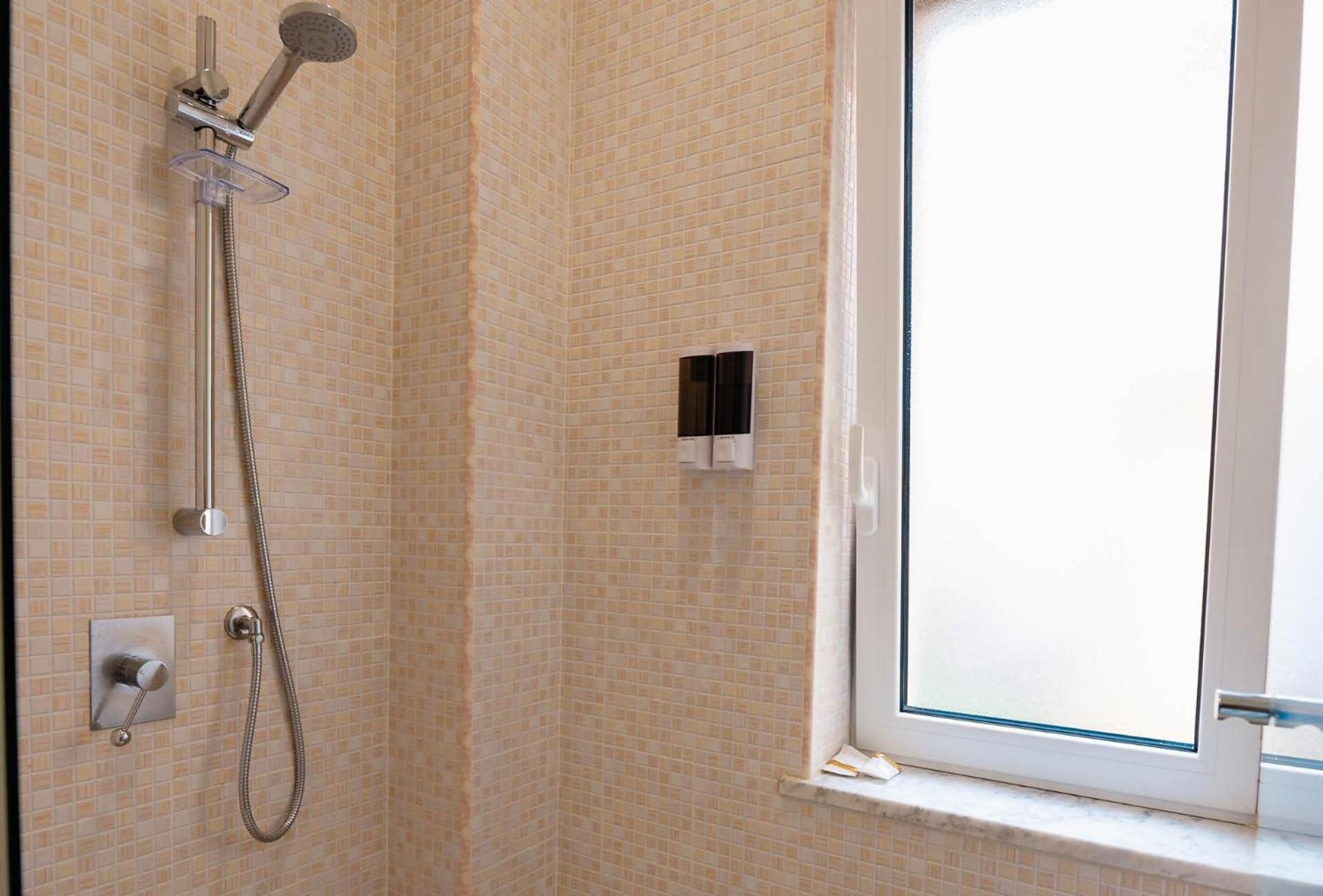 B&B Interno 5 Napels Buitenkant foto